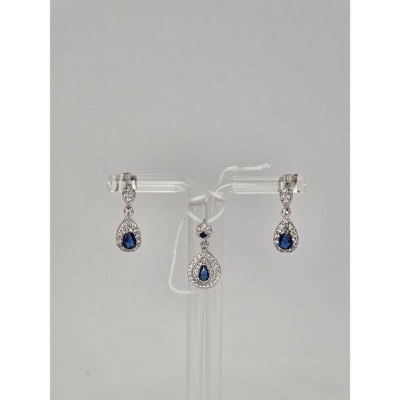 Sparkling Blue and Clear Stone Teardrop Earrings & Pendant Set - Picture 2 of 4